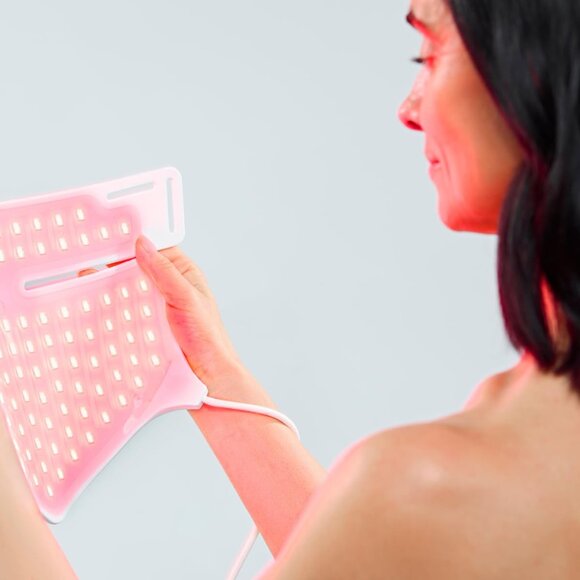 CurrentBody Skin LED Neck & Décolletage Mask: Series 1 - Picture 3 of 5